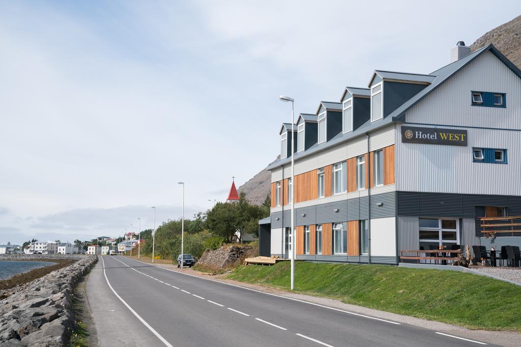 Hotel West Patreksfjordur Екстер'єр фото